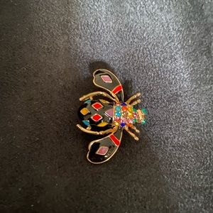 Bumblebee brooch/pin
